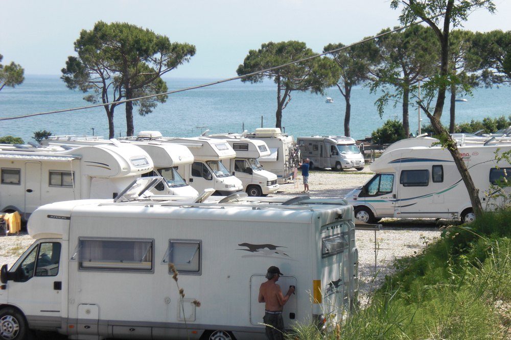 Camper Stop Lago Di Garda